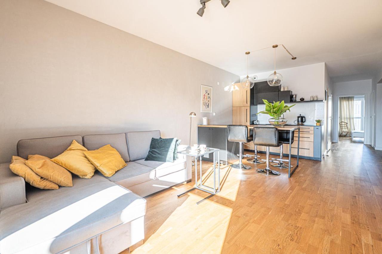Krucza Apartment ~ Self Check-In 24H ~ Parking And Lift Wroclaw Exterior photo